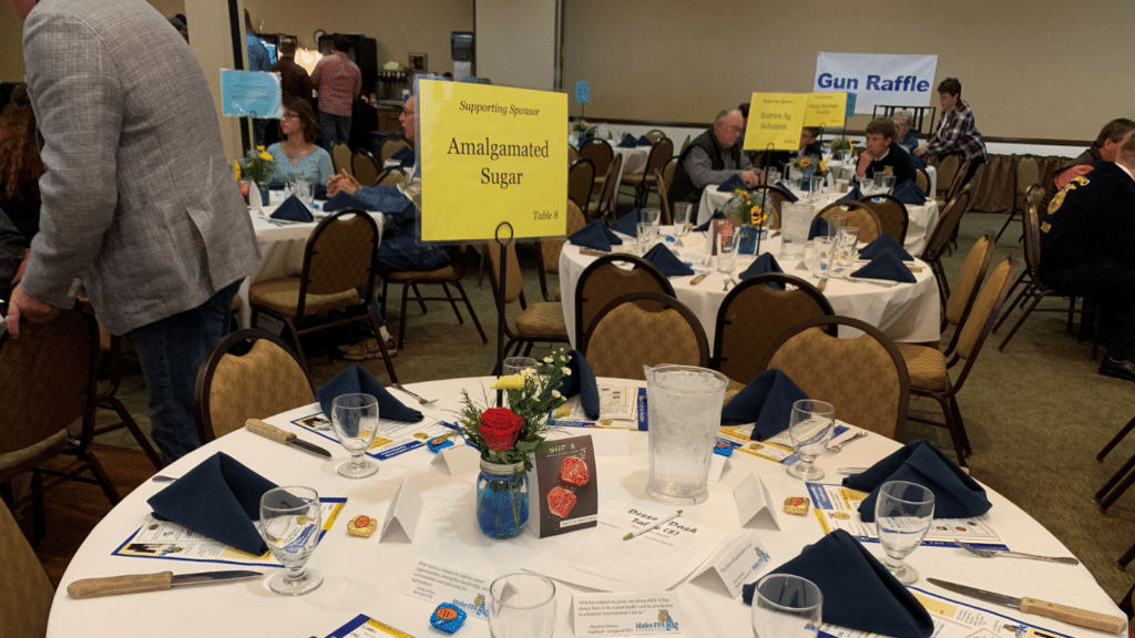 Amalgamated Sugar Participates in Friends of Idaho FFA Banquet